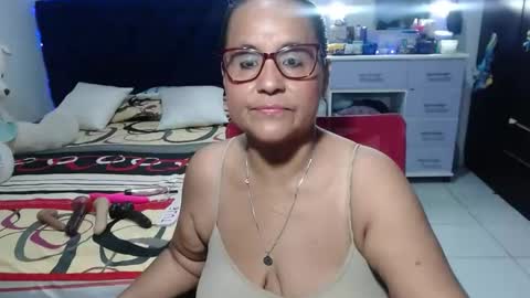 Snapshot of pervert_mommy_x chatting on May 2, 2026, 10:09 am SAMY online show from May 2, 2026, 10:09 am