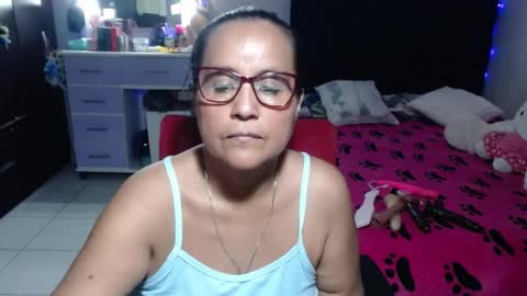Snapshot of pervert_mommy_x chatting on July 6, 2026, 3:03 pm SAMY online show from July 6, 2026, 3:03 pm