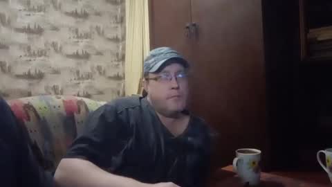 Snapshot of peskaric chatting on October 25, 2025, 3:18 pm Peskaric online show from October 25, 2025, 3:18 pm