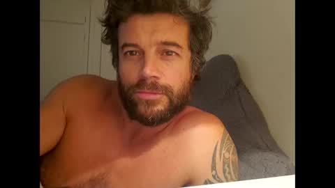 Snapshot of pete_le_meat chatting on April 30, 2026, 9:08 pm pete_le_meat online show from April 30, 2026, 9:08 pm
