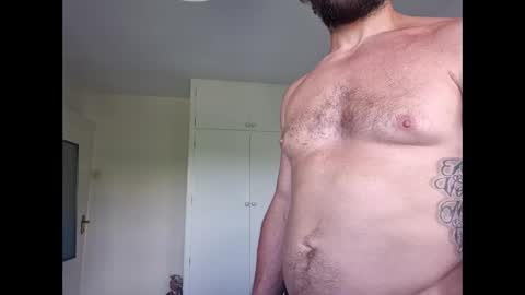 Snapshot of pete_le_meat chatting on May 31, 2026, 5:09 pm pete_le_meat online show from May 31, 2026, 5:09 pm
