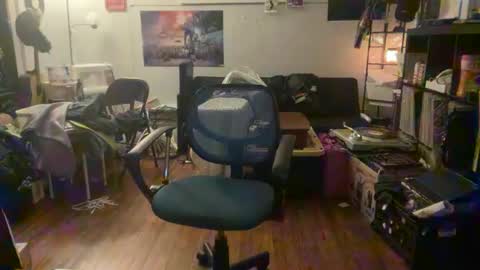 Snapshot of petehaze484617 chatting on December 21, 2024, 11:56 pm Pete Haze online show from December 21, 2024, 11:56 pm