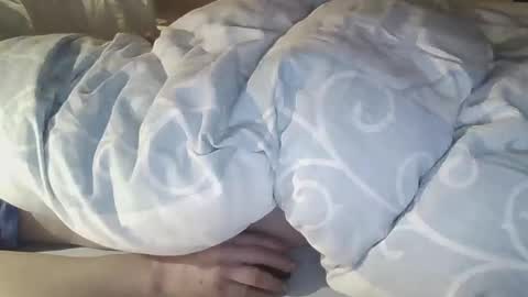 Snapshot of peter1974 chatting on December 7, 2024, 5:37 am peter1974 online show from December 7, 2024, 5:37 am