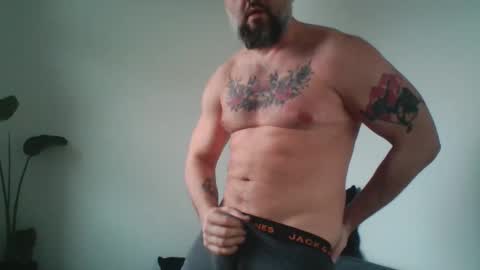 Snapshot of peter86pussyeater chatting on February 5, 2026, 9:03 am Peter online show from February 5, 2026, 9:03 am