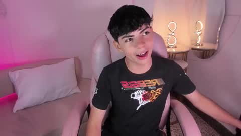 Peter online show from September 25, 2025, 7:39 pm