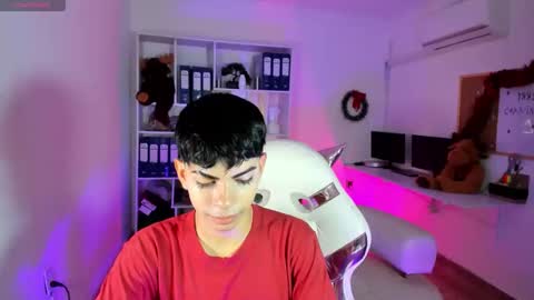 Peter online show from December 20, 2025, 2:35 pm