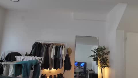 Peter Parker online show from March 9, 2026, 9:52 pm