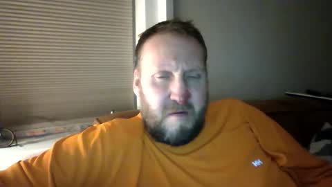 Snapshot of peterpeters443 chatting on January 7, 2026, 12:57 am jelle online show from January 7, 2026, 12:57 am