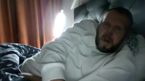 Snapshot of peterpeters443 chatting on January 9, 2026, 10:11 pm jelle online show from January 9, 2026, 10:11 pm