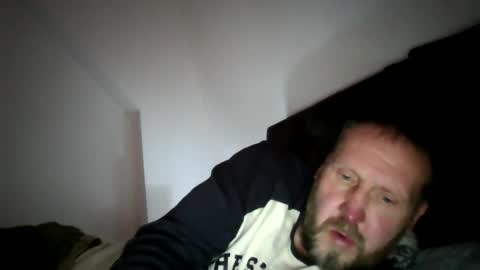 jelle online show from April 10, 2026, 3:50 pm