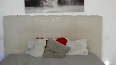 Peters Emily online show from February 7, 2025, 6:13 pm