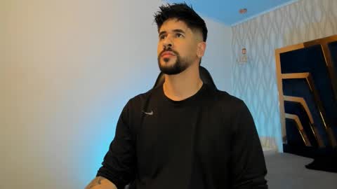 PETES EVANS new account online show from November 27, 2025, 11:18 pm