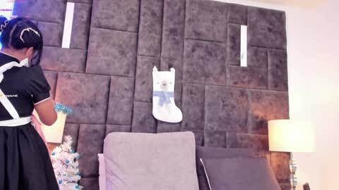 Snapshot of petit_rosseowo chatting on December 17, 2024, 10:22 pm Im Rosse but u can call me Rossie or Rosita . online show from December 17, 2024, 10:22 pm