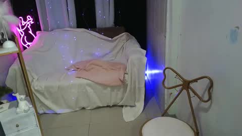 abby online show from December 22, 2025, 5:21 pm