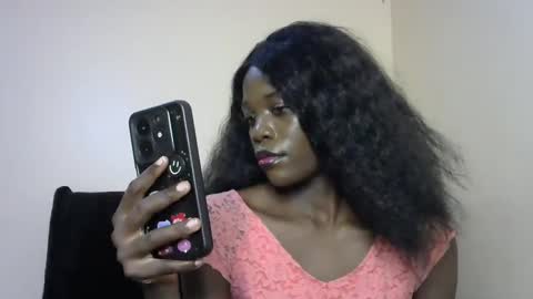 Snapshot of petite_lavi2 chatting on February 9, 2025, 7:30 pm petite_lavi2 online show from February 9, 2025, 7:30 pm