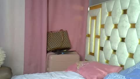 Lunar online show from November 16, 2025, 2:55 pm