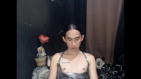 petitebigcock_69 online show from February 3, 2026, 2:21 am