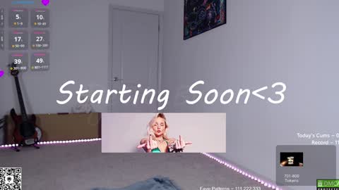 PiperAvery online show from February 5, 2025, 9:07 pm