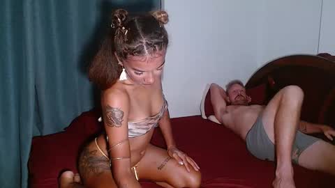 Snapshot of petitebubblegum chatting on February 23, 2025, 3:35 am Caramel princesa online show from February 23, 2025, 3:35 am