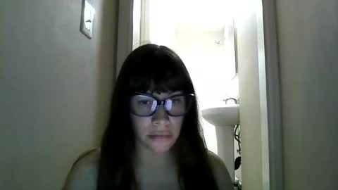 Snapshot of petitedoll30 chatting on May 15, 2026, 12:06 am Petitedoll30 online show from May 15, 2026, 12:06 am