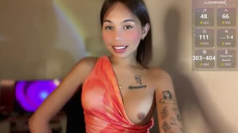 Snapshot of petitegirlx69 chatting on May 19, 2026, 4:02 pm miss lisa online show from May 19, 2026, 4:02 pm