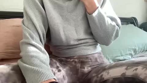 petitegirlypop online show from February 19, 2025, 9:58 pm