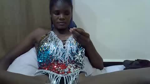 Snapshot of petiteslim2 chatting on April 6, 2026, 4:19 pm petiteslim2 online show from April 6, 2026, 4:19 pm