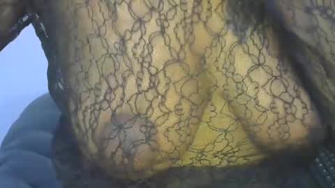 Snapshot of petitpearl chatting on February 15, 2025, 7:17 pm petitpearl online show from February 15, 2025, 7:17 pm