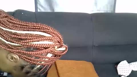 Snapshot of petitpearl chatting on February 13, 2026, 8:05 pm petitpearl online show from February 13, 2026, 8:05 pm