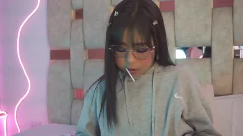 Snapshot of petitte_mussa chatting on March 31, 2026, 3:52 am Mussa online show from March 31, 2026, 3:52 am