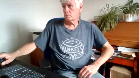 petitwilly online show from July 21, 2026, 10:39 am
