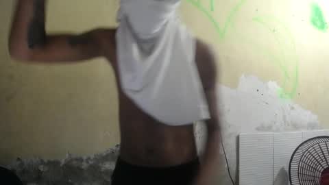 Snapshot of petty_boy777 chatting on December 16, 2025, 12:43 pm petty_boy777 online show from December 16, 2025, 12:43 pm