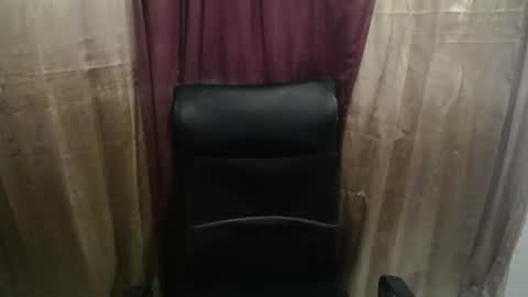 Snapshot of petty_boy777 chatting on January 10, 2026, 2:13 am petty_boy777 online show from January 10, 2026, 2:13 am