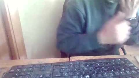 peyo873996 online show from April 25, 2026, 1:41 pm