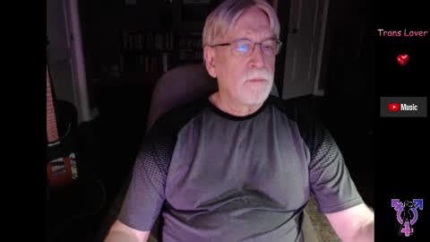 Snapshot of pghk2000 chatting on September 14, 2025, 5:50 am George online show from September 14, 2025, 5:50 am