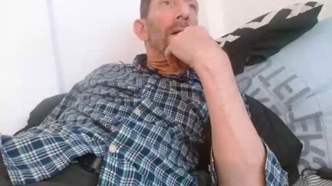 pgrower online show from March 25, 2026, 3:01 am