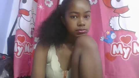 Snapshot of phania185885 chatting on April 16, 2026, 4:35 am phania185885 online show from April 16, 2026, 4:35 am