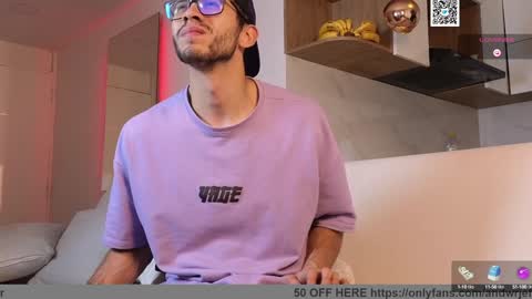 phantom_bigger1 online show from February 6, 2025, 11:32 am