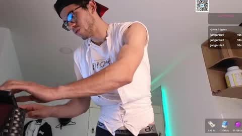 phantom_bigger1 online show from February 19, 2025, 5:38 pm