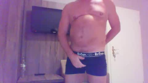 Phil online show from November 14, 2025, 5:06 am