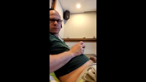 phil965 online show from April 26, 2026, 1:03 am