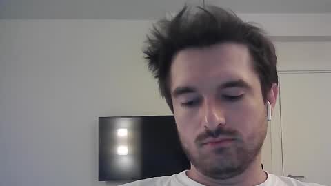 PhilipBorison online show from September 17, 2025, 5:53 am