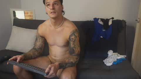 Philip Dalton online show from November 23, 2025, 9:36 pm