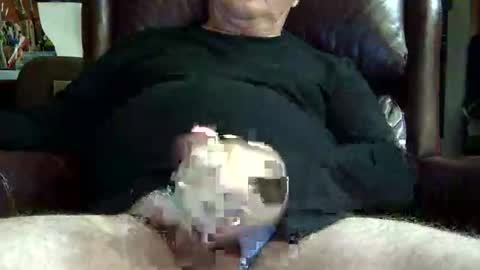 Snapshot of phill268 chatting on November 24, 2025, 3:28 am phill268 online show from November 24, 2025, 3:28 am