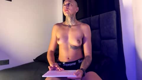 PHILLIP online show from October 31, 2025, 11:55 am