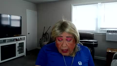 Geri online show from April 18, 2026, 7:58 pm