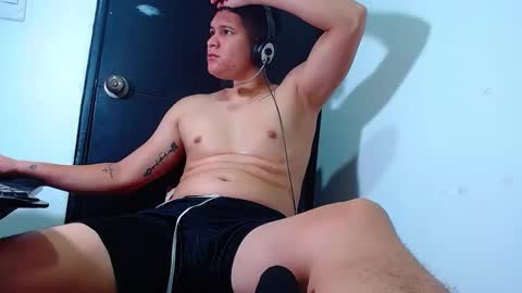 AdnierGnz online show from February 6, 2025, 6:02 pm