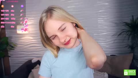 Snapshot of phyllisearney chatting on December 4, 2025, 4:11 am Hann G. Jones online show from December 4, 2025, 4:11 am