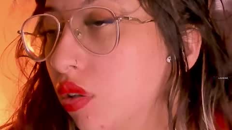  PIA FISHER  online show from October 5, 2025, 12:47 pm