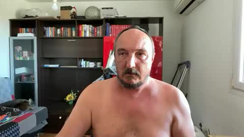 Snapshot of picard256 chatting on April 6, 2026, 2:18 pm picard256 online show from April 6, 2026, 2:18 pm